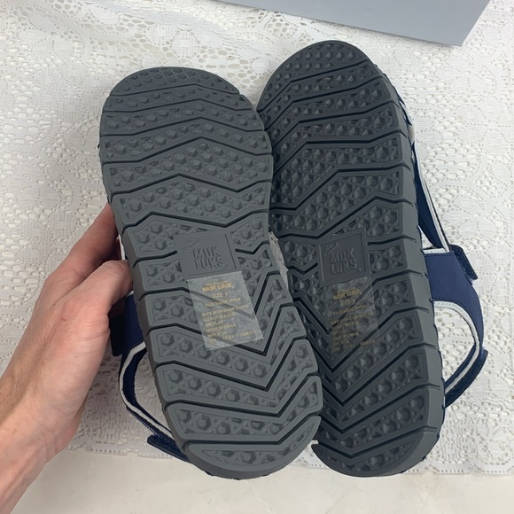 Muk luks Azzurite Sandals Sz 9 New NWT Navy blue Gray Light cushioned Non skid - Picture 10 of 13
